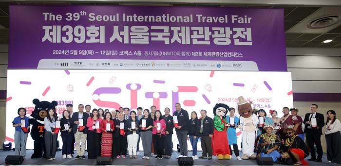 에디터 사진